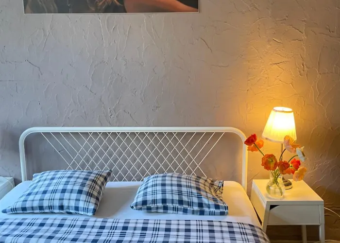 Kolysanka Private In Old Town